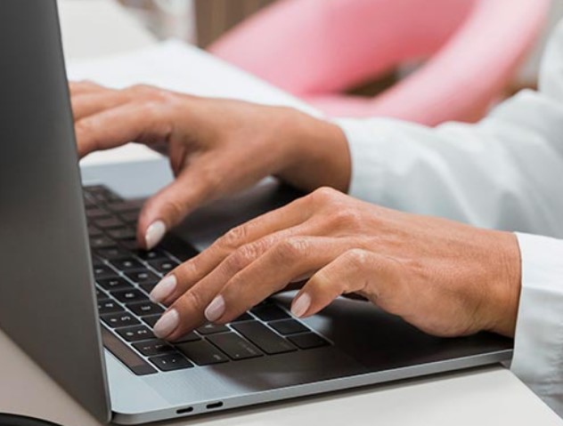 Cara Melatih Staf Puskesmas dalam Menggunakan Aplikasi Antrian Online