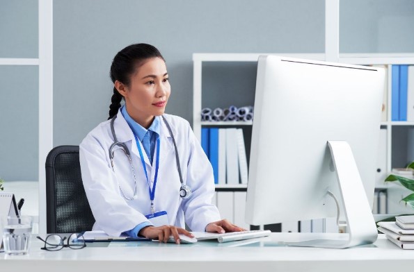 Pendaftaran Online dan Integrasi dengan Rekam Medis Elektronik